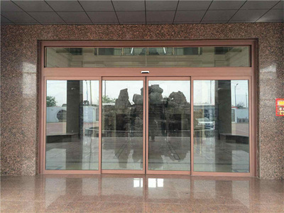 感應(yīng)門(mén)哪家好-萬(wàn)鴻順門(mén)業(yè)(在線咨詢)-福州感應(yīng)門(mén)